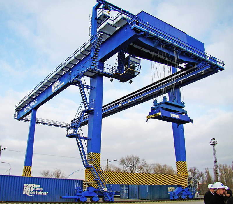 Gantry container crane 

36-25/5,5/8-15-А6